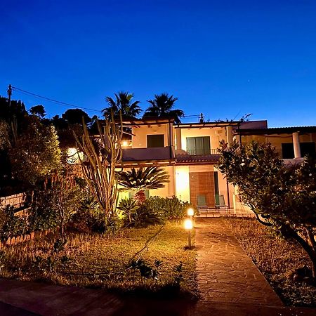 Villa 'A Pisa Lipari  Exterior photo